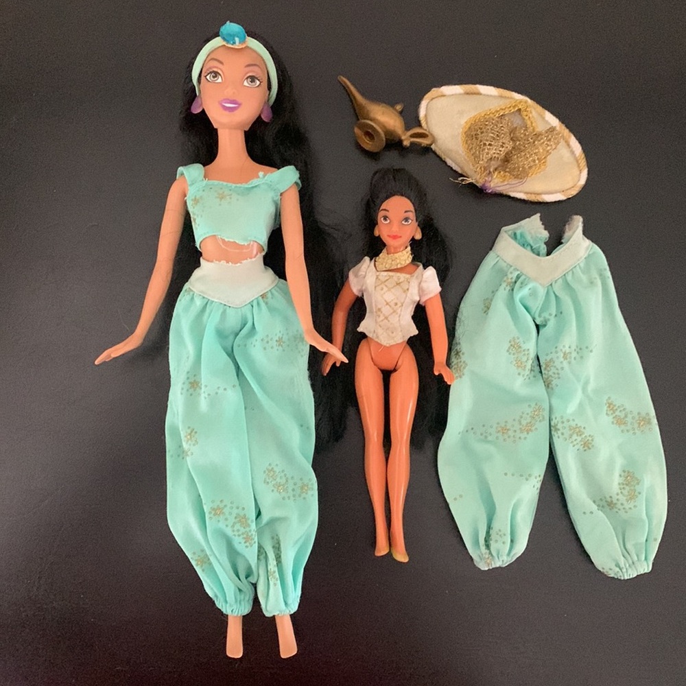 1992 Mattel Disney Aladdin Princess JASMINE Aqua Harem Outfit & lamp hat